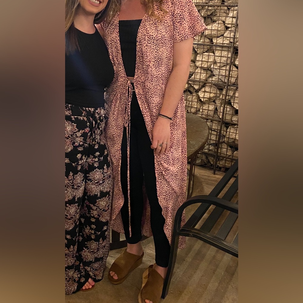 Pink duster top with tie